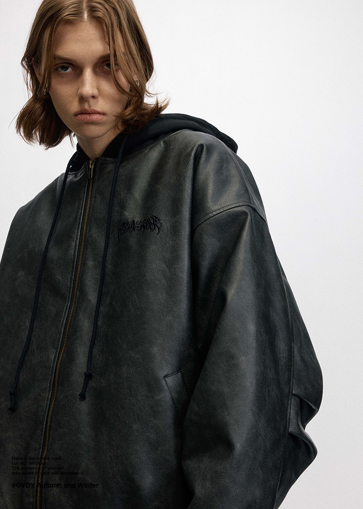 GATHERED BACK HOODED BOMBER JACKET BEDES4534