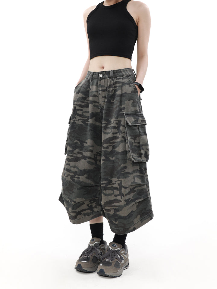 CAMO CARGO WIDE CROPPED PANTS MNDES4455