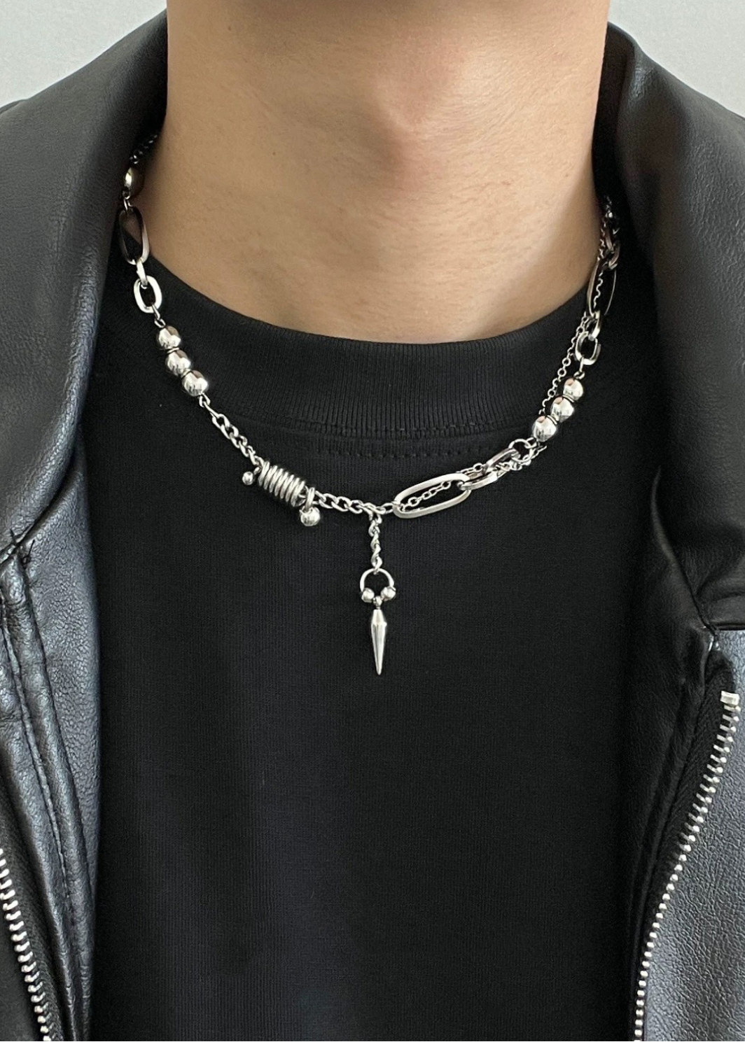 ASYMMETRIC SPIKE CHAIN NECKLACE BEDES4709