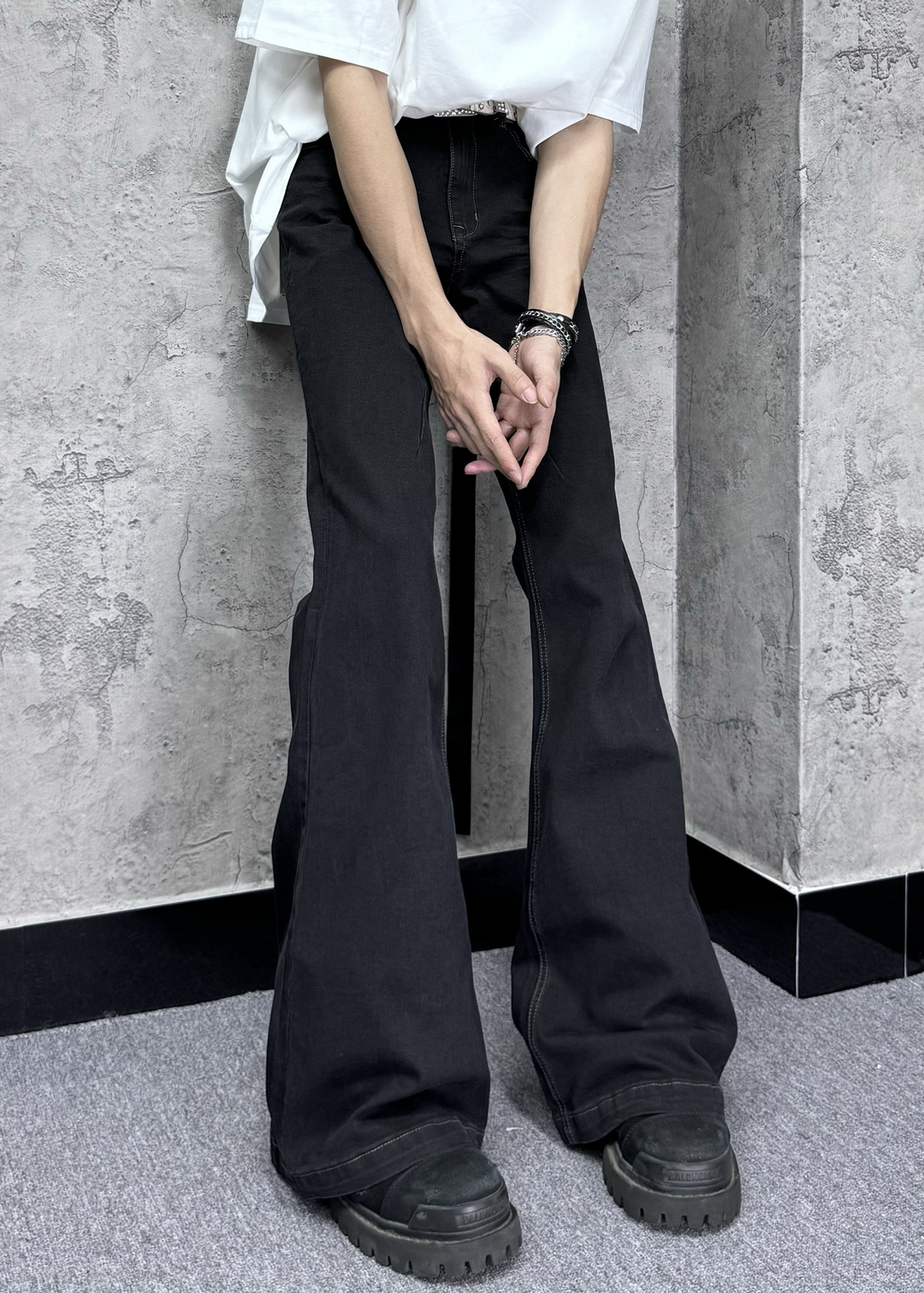 SUPER FLARE BLACK DENIM PANTS BEDES4748