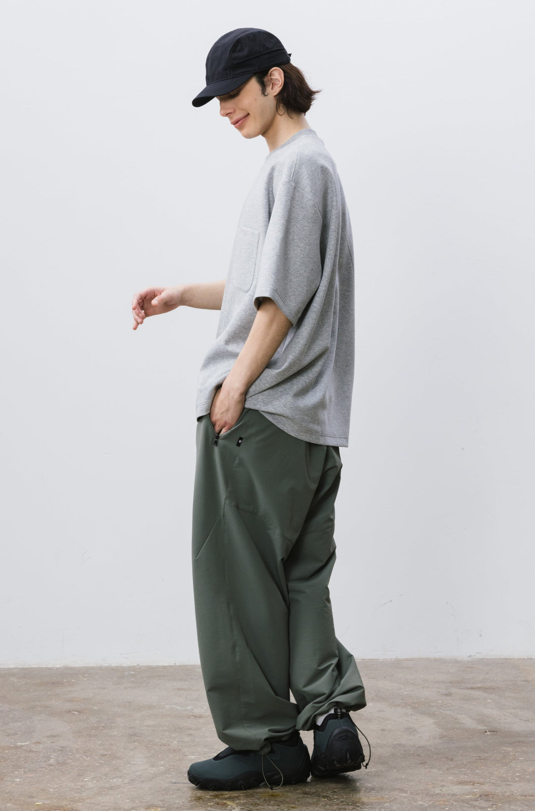 OVER SIZED POCKET T-SHIRT BHDES4447