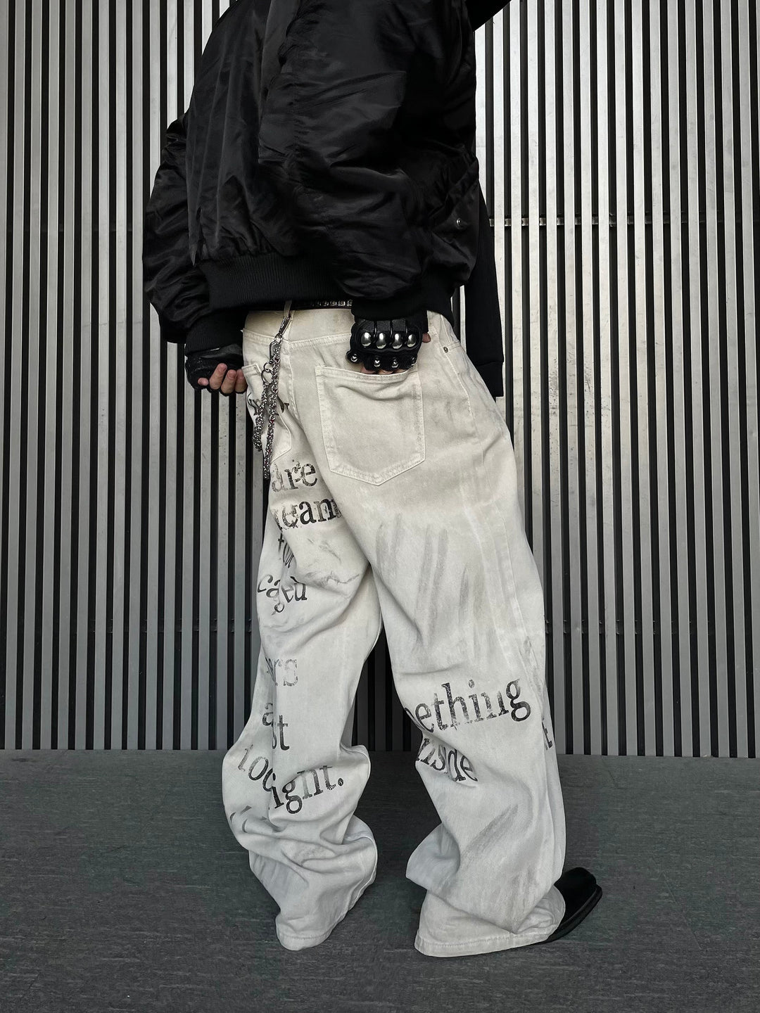 VINTAGELIKE LETTER PRINTED PANTS DFDES4443