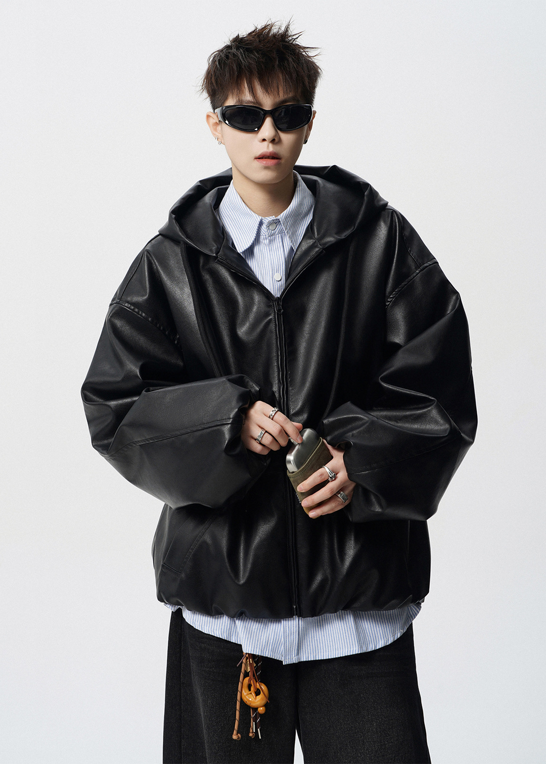 VOLUME SLEEVE HOODED LEATHER JACKET BEDES4535