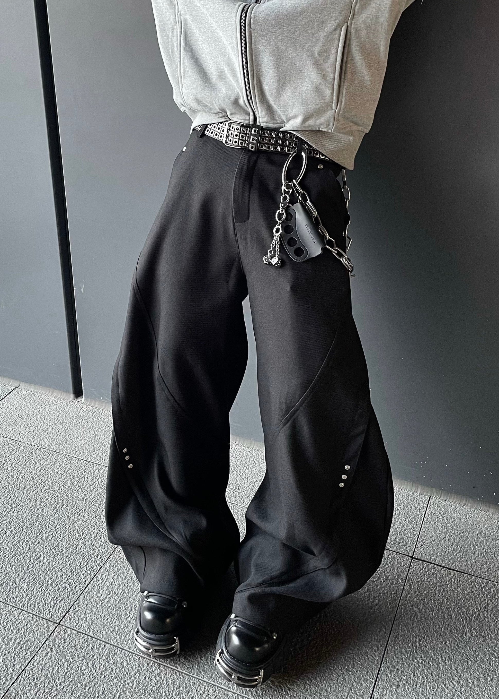 RIVET WIDE CURVE PANTS DFDES4441 – Deuku