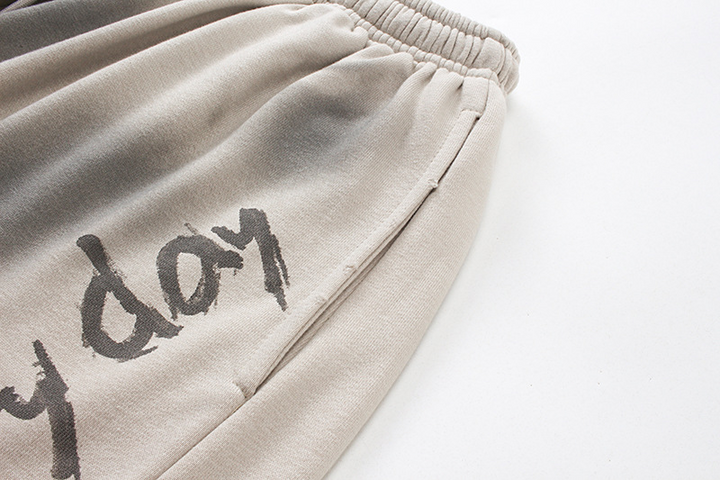 SMOKE DYE LOGO SWEAT SHORTS BEDES4676