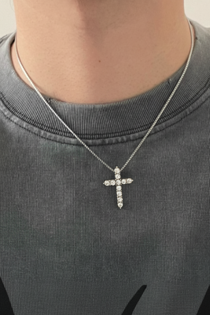 CRYSTAL CROSS PENDANT NECKLACE BEDES4678