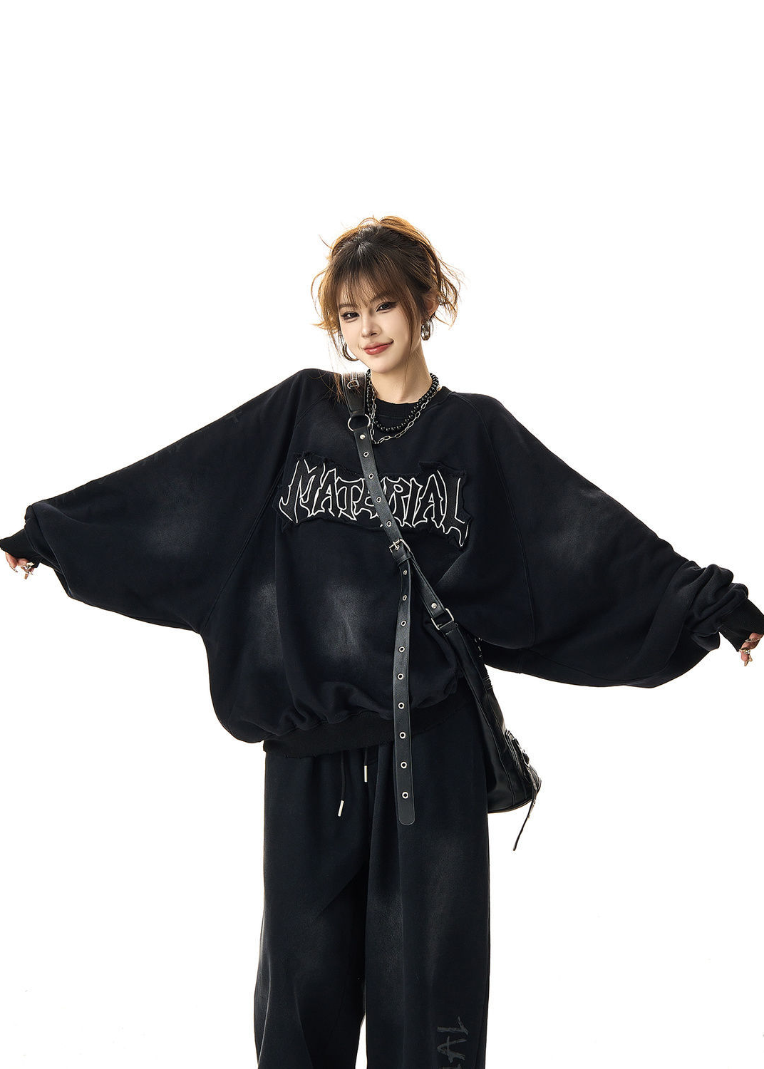 SMOKE DYE LOGO SWEATSHIRT BEDES4515