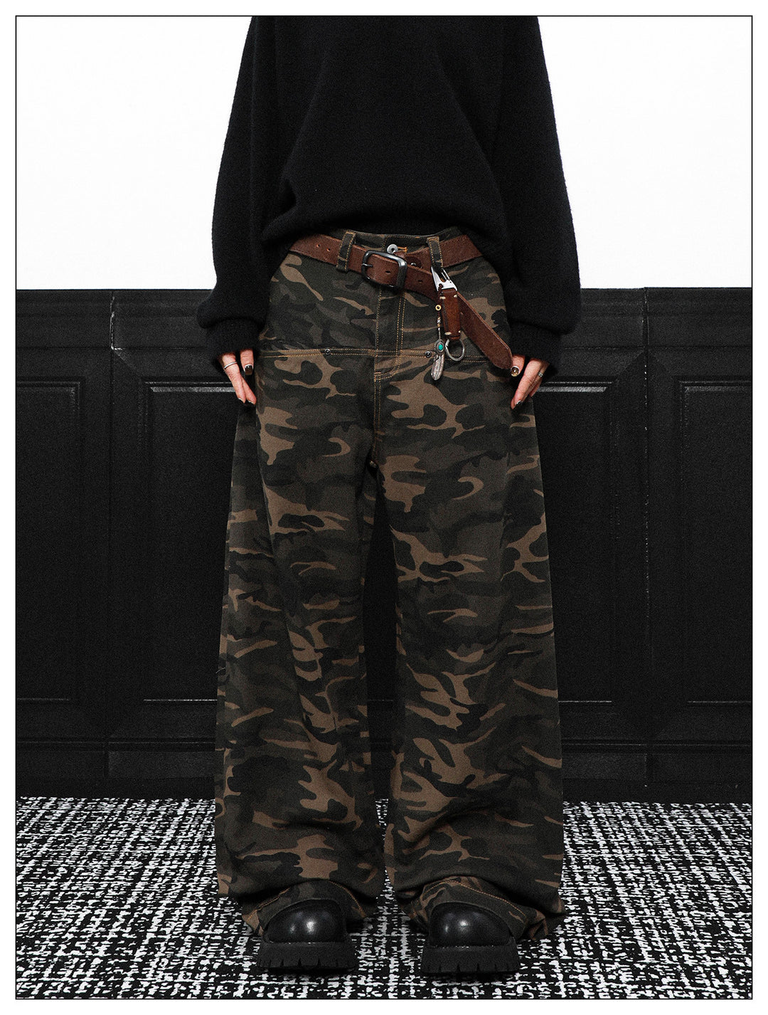 FRONT POCKET WIDE CAMO PANTS AEDES4581 - Deuku