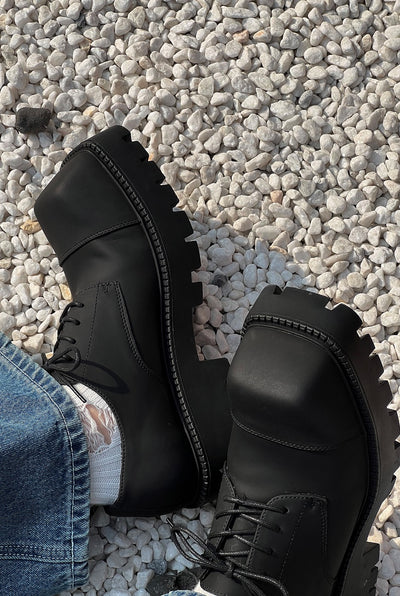 SQUARE TOE SHOES DES1736